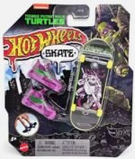 Hot Wheels: Skate - Teenage Mutant Ninja Turtles Edition Fingerboard & Shoe (Styles Vary, At Random) By Mattel - Image 3