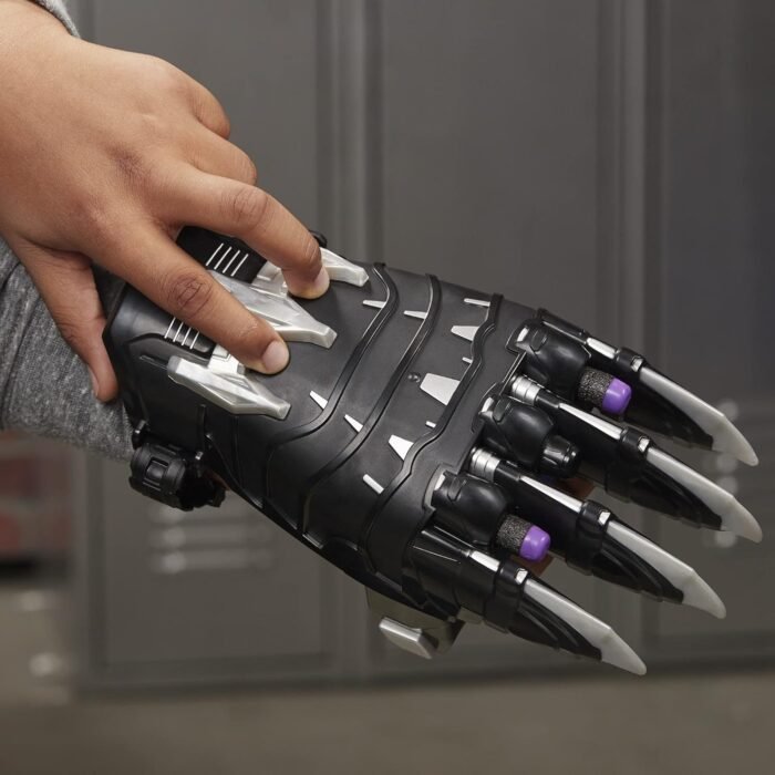 Marvel: Nerf Power Moves - Black Panther Power Slash Claw Dark Blaster & 3 Darts By Hasbro - Image 4