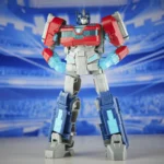 Transformers One: 2 in 1 - Ultimate Energon Optimus Prime (Orion Pax) 10" Convertible Figure - Image 6