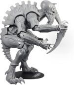 Warhammer: 40,000 - Ymgarl Genestealer (Artist Proof) 7" Figure By McFarlane Toys - Image 5