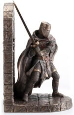 Veronese Design: Maltese Crusader Armored Knight Statue Guarding Door - Decorative Bookend, Cold Cast Bronze Resin, High Quality 7 ⅝" Sculpture - Image 2