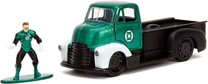 DC Comics: Green Lantern - 1952 Chevrolet COE Pickup 1:32 Scale Die-Cast Car & 1.65" Two Face Die-Cast Figure By Jada Toys - Image 5