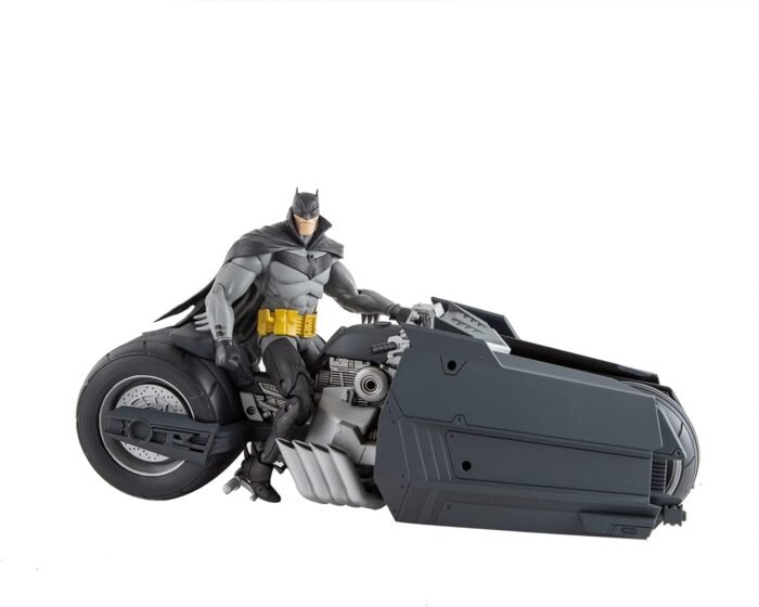 DC: Multiverse - Batcycle (Batman: Curse Of The White Knight) 13" Vehicle Fits 7" Figures By McFarlane Toys - Image 4