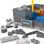 MEGA Construx: Charizard 5" Figure With Pop Up Motion Action - 350 Piece Model Building Kit By Mattel - Image 6