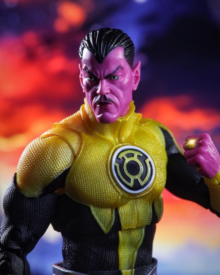 DC: Multiverse - Sinestro (Sinestro Corps Wars) 7" Figure By McFarlane Toys, Collector Edition #6 - Image 2
